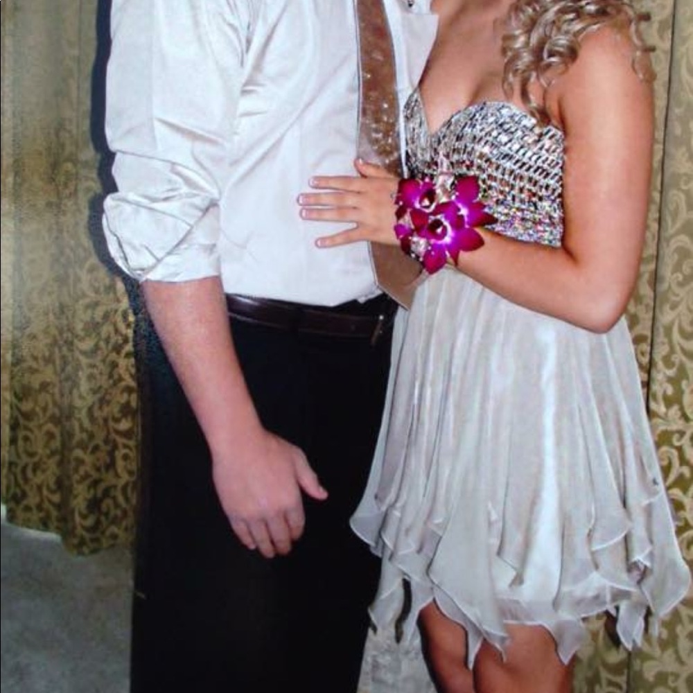 Strapless homecoming dress